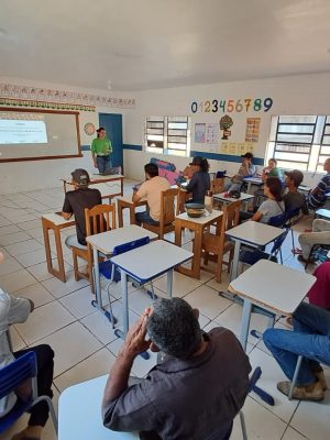 Agência de Desenvolvimento Sustentável do Amazonas (ADS), encerrou nesta quarta-feira (27), em Humaitá, mais um ciclo de capacitações focado em boas práticas de manejo para o fortalecimento da cadeia produtiva na região. Os treinamentos, iniciados no sábado (23), alcançaram 120 agricultores e pescadores do município (a 590 quilômetros de Manaus).